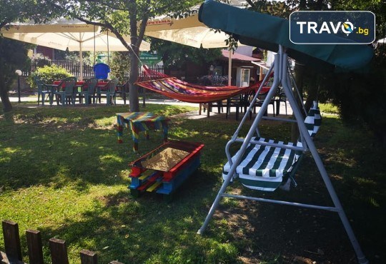 Почивка в Добринище! 1 нощувка със закуска в къща за гости Андрееви - Снимка 21