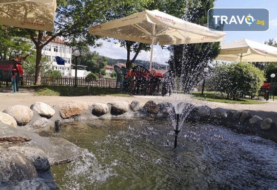 Почивка в Добринище! 1 нощувка със закуска в къща за гости Андрееви - Снимка 25