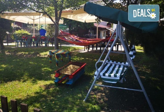 Почивка в Добринище! 1 нощувка със закуска и вечеря в къща за гости Андрееви, до минералния басейн - Снимка 22