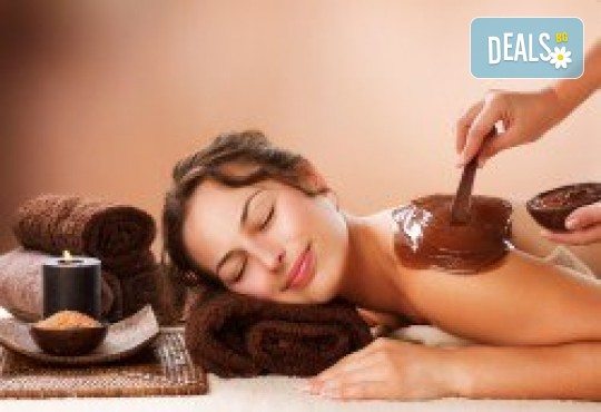 Луксозен спа подарък за Нея! Инфраред спа капсула и масаж на цяло тяло с аромат на шампанско или шоколад в Wellness Center Ganesha Club - Снимка 3