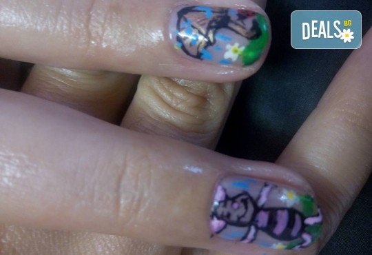 Маникюр с гел лак BlueSky и 2 или 4 рисувани герои от детски приказки и филмчета: Мечо Пух, Мики Маус, Миньоните и др. от Салон за красота Мечта - Снимка 18