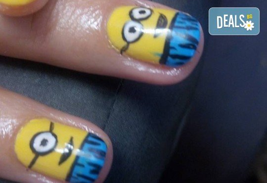 Маникюр с гел лак BlueSky и 2 или 4 рисувани герои от детски приказки и филмчета: Мечо Пух, Мики Маус, Миньоните и др. от Салон за красота Мечта - Снимка 8