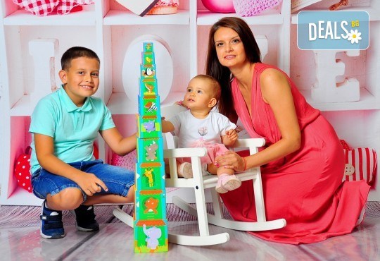 Семейна, детска или фотосесия за влюбени в месеца на любовта + подарък: фотокнига, от Photosesia.com - Снимка 1