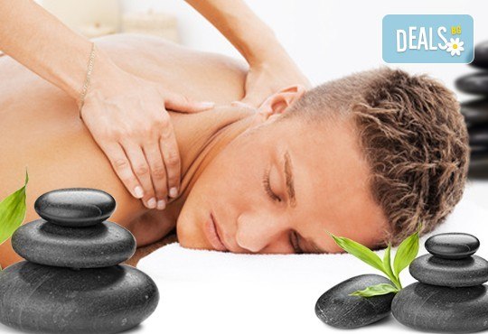 За любимия мъж! Дълбокотъканен цялостен масаж с магнезиево олио в комбинация със зонотерапия, терапия Hot stone и елементи на шиацу в Senses Massage & Recreation! - Снимка 2