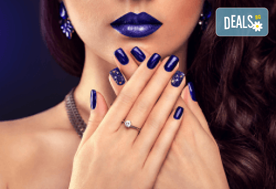 Маникюр с гел лак Black Bottle, 2 декорации и подарък сваляне на гел лак в Beauty Studio Platinum - Снимка 2