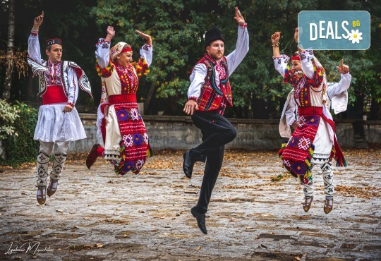 Запознайте се с автентичния български фолклор! 5 посещения на народни танци в клуб за народни танци Хороводец - Снимка 9