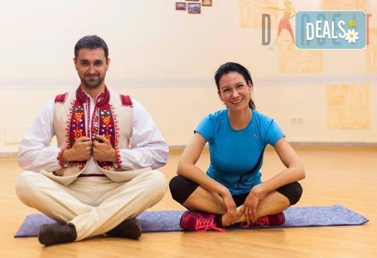 Красиво тяло! 5 посещения на занимания по народни танци в зала Dance It - Снимка 10