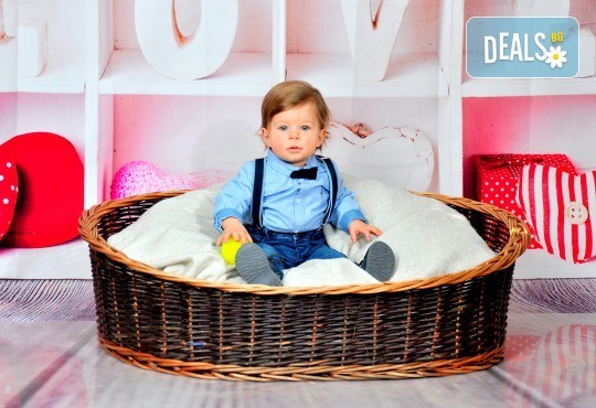 Есенни декори! Семейна, детска или фотосесия за влюбени + подарък фотокнига от Photosesia.com - Снимка 13