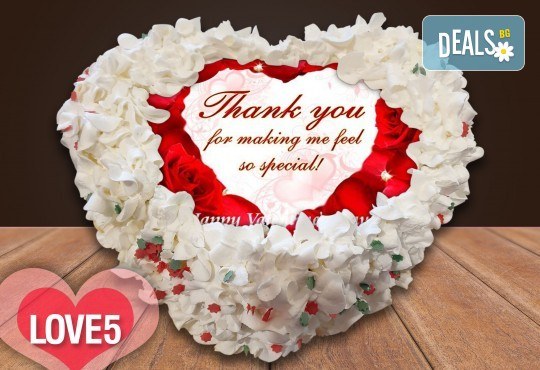 Торта сърце за влюбени! Сърце с любима снимка: 8, 12 или 16 парчета от Сладкарница Джорджо Джани - Снимка 3