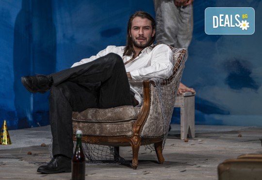 Комедията Зорба с Герасим Георгиев - Геро в Малък градски театър Зад канала на 05-ти юни (събота) - Снимка 1