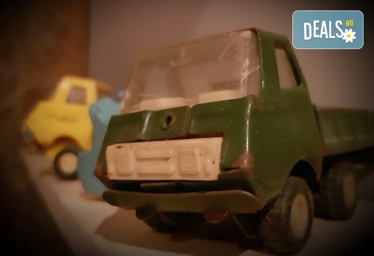 Смееш ли да се промъкнеш в стария квартален магазин за играчки? Опитай новата ескейп стая „Историята на играчките“ от Emergency Escape - Снимка 4