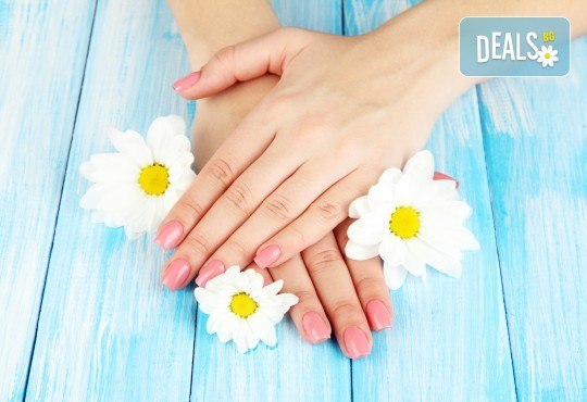 Маникюр с гел лак! Богат каталог цветове Gel.it или BlueSky в Салон за красота B Beauty до Mall of Sofia - Снимка 3