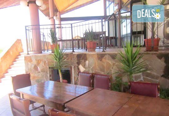 Релакс в СПА хотел Виктория, Брацигово! 1 нощувка със закуска, обяд и вечеря и ползване на басейн, безплатно за дете до 5.99 години - Снимка 21