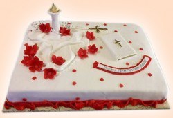 За кръщене! Красива тортa за Кръщенe с надпис Честито свето кръщене, кръстче, Библия и свещ от Сладкарница Джорджо Джани - Снимка