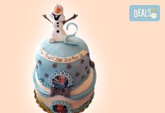Елза и Анна! Тематична 3D торта Замръзналото кралство от 12 до 37 парчетата - кръгла, голяма правоъгълна или триизмерна кукла Елза от Сладкарница Джорджо Джани - Снимка 9
