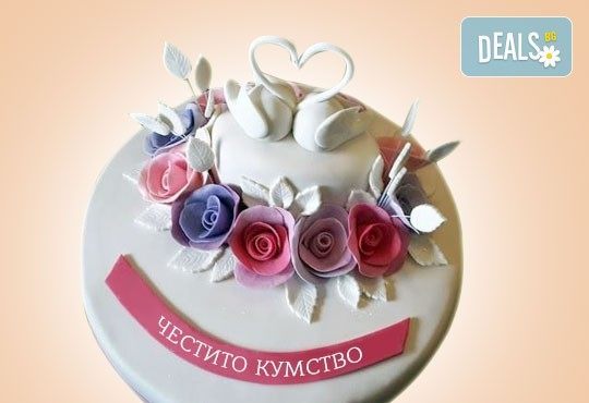 За кумовете! Празнична торта Честито кумство с пъстри цветя, дизайн сърце, романтични рози, влюбени гълъби или др. от Сладкарница Джорджо Джани - Снимка 5