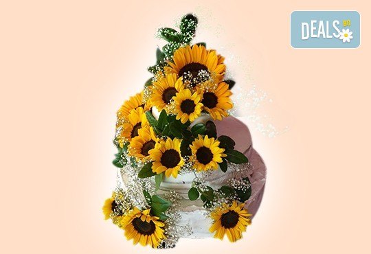 За Вашата сватба! Красива сватбена торта, декорирана с истински цветя, предоставени от младоженците и изпълнена от Сладкарница Джорджо Джани! - Снимка 2