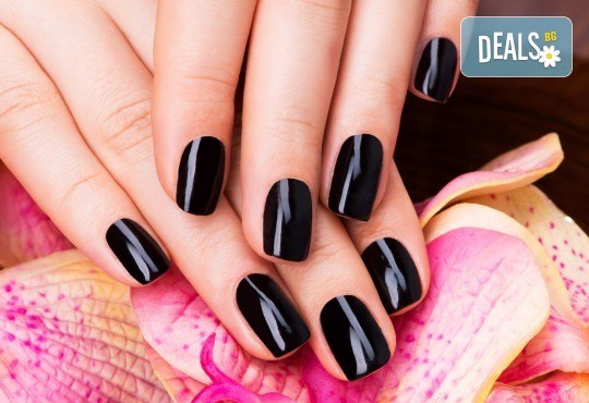 Дълготраен маникюр с гел лак BlueSky или Shellac в The Castle of beauty - Снимка 1