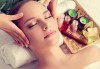За красивата жена! СПА масаж Златен дъжд със златни частици, парафинова терапия за ръце, масаж на лице, хиалурон или колаген и чаша бяло вино в Senses Massage & Recreation - thumb 5