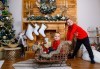 Семейна коледна фотосесия в студио с 3 различни декора от MVP Studio - thumb 2