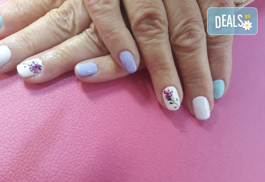За нови клиенти! Дълготраен маникюр с гел лак BlueSky в Салон Мечта - Снимка 17