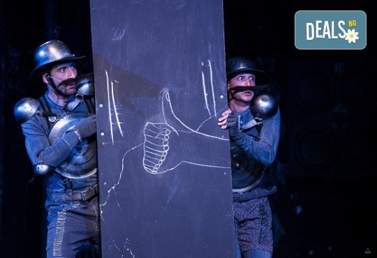 Трагедия дел арте по Уилям Шекспир! Гледайте Шекспирин по време на пандемия в Малък градски театър Зад канала на 08-ми декември (сряда) - Снимка 5