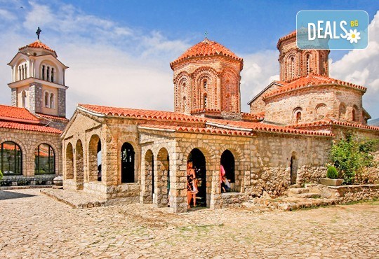 Незабравимо посрещане на Нова година 2022 в хотел Eresin Topkapi Hotel 5*, Истанбул с АБВ Травелс! 3 нощувки със закуски, транспорт, екскурзовод и шопинг в Одрин - Снимка 16