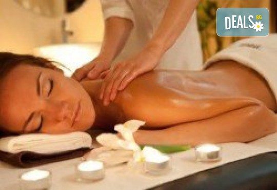 Болкоуспокояващ масаж на цяло тяло с 100% чисто топло масло от маслина и гроздови семенца + масаж на скалп и рефлексология на ходила 70 минути в Dimitrova Beauty - Снимка 2