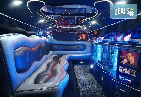 Лукс! Бизнес трансфер или романтична разходка с холивудска стреч-лимузина от Лимузини San Diego - Снимка 11