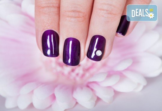 Маникюр с гел лак Gel.it или BlueSky, две декорации и сваляне в Студио Хармония - Снимка 1