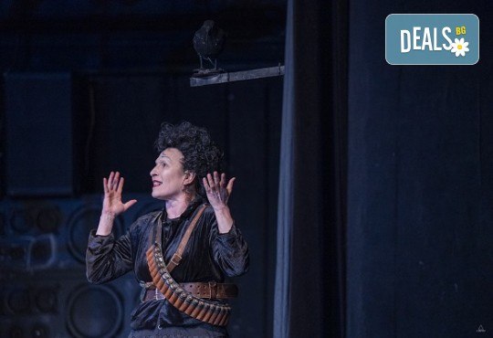 Трагедия дел арте по Уилям Шекспир! Гледайте Шекспирин по време на пандемия в Малък градски театър Зад канала на 28-ти март (понеделник) - Снимка 5