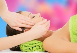 Луксозна терапия! Подмладяваща терапия на лице с парафин + мануален масаж с масло от мурсалски чай от Senses Massage & Recreation - Снимка