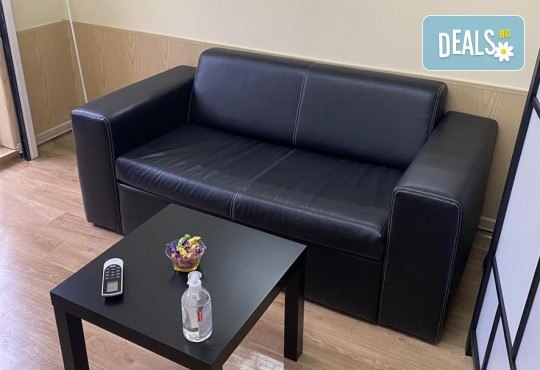 Безупречна визия! Маникюр с гел лак, сваляне на стар гел лак и 2 декорации по желание в студио Smile Nails в Красно село - Снимка 8