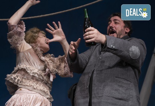 Комедията Зорба с Герасим Георгиев - Геро в Малък градски театър Зад канала на 11-ти май (сряда) - Снимка 2