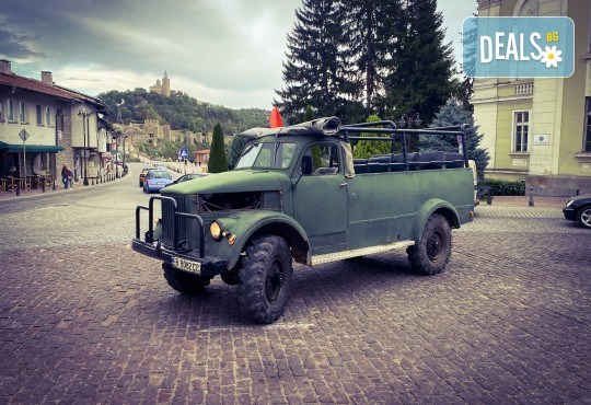 За търсачите на интересни преживявания и адреналин! Офроуд разходка със сафари автобус, със специално модифициран бус ГАЗ в местностите около Велико Търново, от ХилВил - Снимка 3