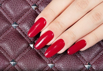 Дълготрайни и красиви цветове! Маникюр с гел лак CND или Bluesky и 2 декорации в Салон за красота Bellisima