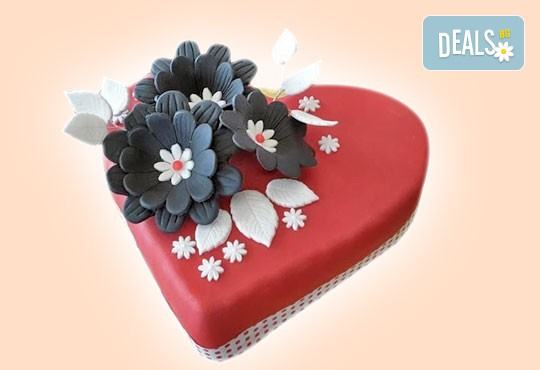 AMORE! Подарете Торта Сърце по дизайн на Сладкарница Джорджо Джани - Снимка 8