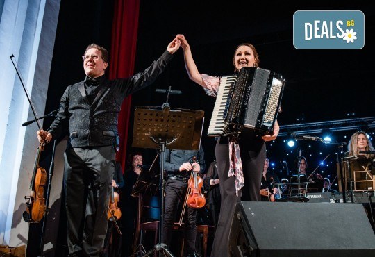 Концерт на 28.07. на Веско Ешкенази, Вероника Тодорова и Плевенската филхармония с диригент маестро Георги Милтиядов в Лятно кино, Ямбол - Снимка 5