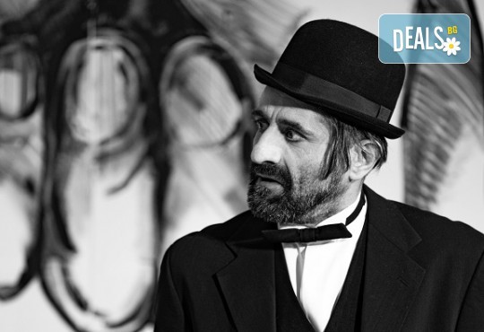 Погледнете с други очи на човешкото нещастие! Гледайте Без асансьор от Себастиан Тиери в МГТ Зад канала на 9-ти юли (събота) - Снимка 1