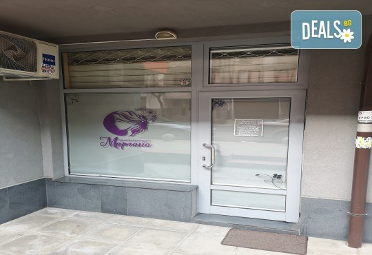 Поглезете сетивата си с лимфо – дренажен масаж на лице + маска в Козметично Студио Маргана - Снимка 6