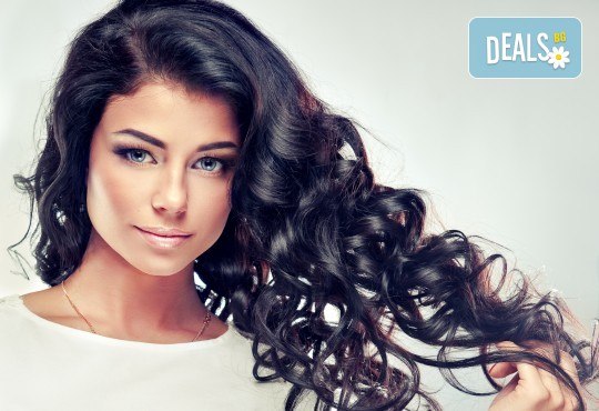 Вашата нова визия! Подстригване, терапия с италианска козметика Selective professional и Artego и сешоар при стилист на Студио Хармония - Снимка 2