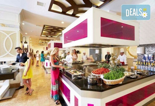 През Октомври Ultra All Inclusive на море в IDEAL PRIME BEACH, Мармарис, Турция! 7 нощувки, вечерна шоу програма, жива музика, анимация, безплатно за дете 11.99 г. и транспорт от Belprego Travel! - Снимка 6