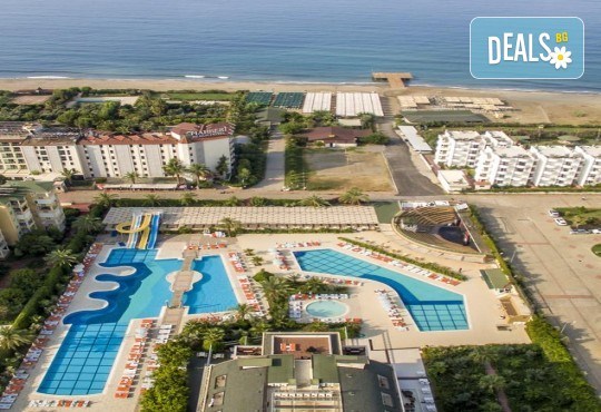 ULTRA ALL INCLUSIVE предложение за края на лятото! 10 дни, 7 нощувки морска ваканция в Hedef Resort & Spa 5*, Алания, Анталия! Включен транспорт, басейни, водна пързалка, безплатно за дете до 12.99 г. от BelpregoTravel - Снимка 2
