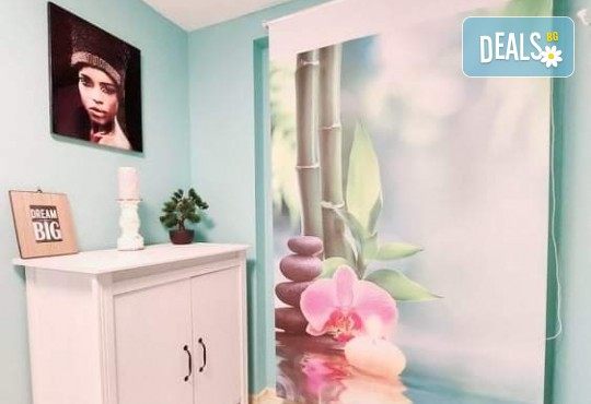 Гръб или цяло тяло! СПА терапия Шампанско и ягоди или Шоколад, релаксиращ кралски масаж, нежен пилинг с натурален ексфолиант и бадемово масло в Wellness Center Ganesha - Снимка 9