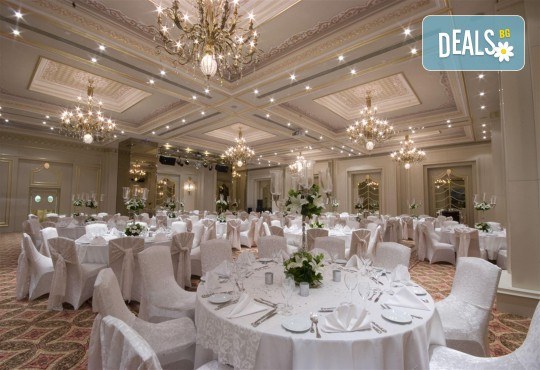 5 звездна Нова година в Истанбул! 3 нощувки със закуски плюс басейн и СПА в Elite World Business Hotel 5* с Голдън Вояджес - Снимка 3