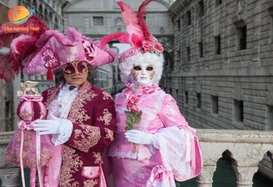 Екскурзия за карнавала във Венеция! 5 дни, 3 нощувки със закуски, възможност за посещение на Верона и Сирмионе, и транспорт от Еко Айджънси Тур - Снимка