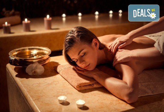 СПА пакет Релакс! 50 минутен дълбокотъканен или релаксиращ масаж на цяло тяло, пилинг на гръб, масаж на глава и лице и бонус: масаж на ходила в Женско Царство - Снимка 3