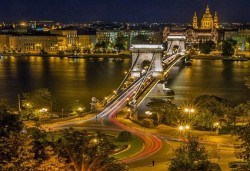 Майски празници в Будапеща! 4 дни/ 2 нощувки, закуски и транспорт от Еко Айджънси Тур - Снимка
