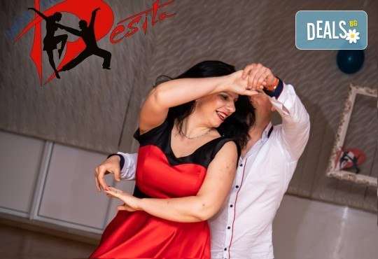Потопете се в магията на Бразилския Зук! Танц, който няма да ви остави безразлични - чувствени, красиви движения и завладяваща музика в клуб Десита, Варна - Снимка 3