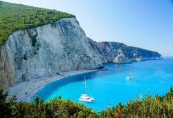 Усетете магията на изумруденият остров Лефкада, Гърция! 6 дни/ 4 нощувки, закуски и транспорт от Belprego Travel - Снимка